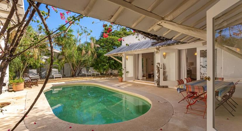 Playacar Beach Villa image 2 of 24