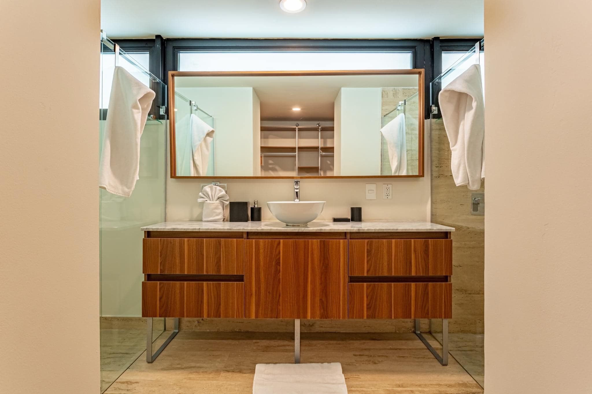 AWA 3 Bedroom loft image 27 of 29