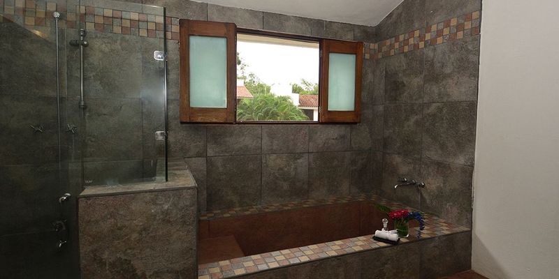 Villa with Pool for Sale  image 13 of 20