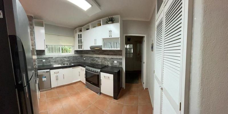 Playacar 3 Bedroom Townhouse image 2 of 16