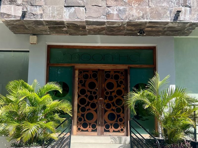 Moon Ha 2 Bedroom Condominio image 9 of 29