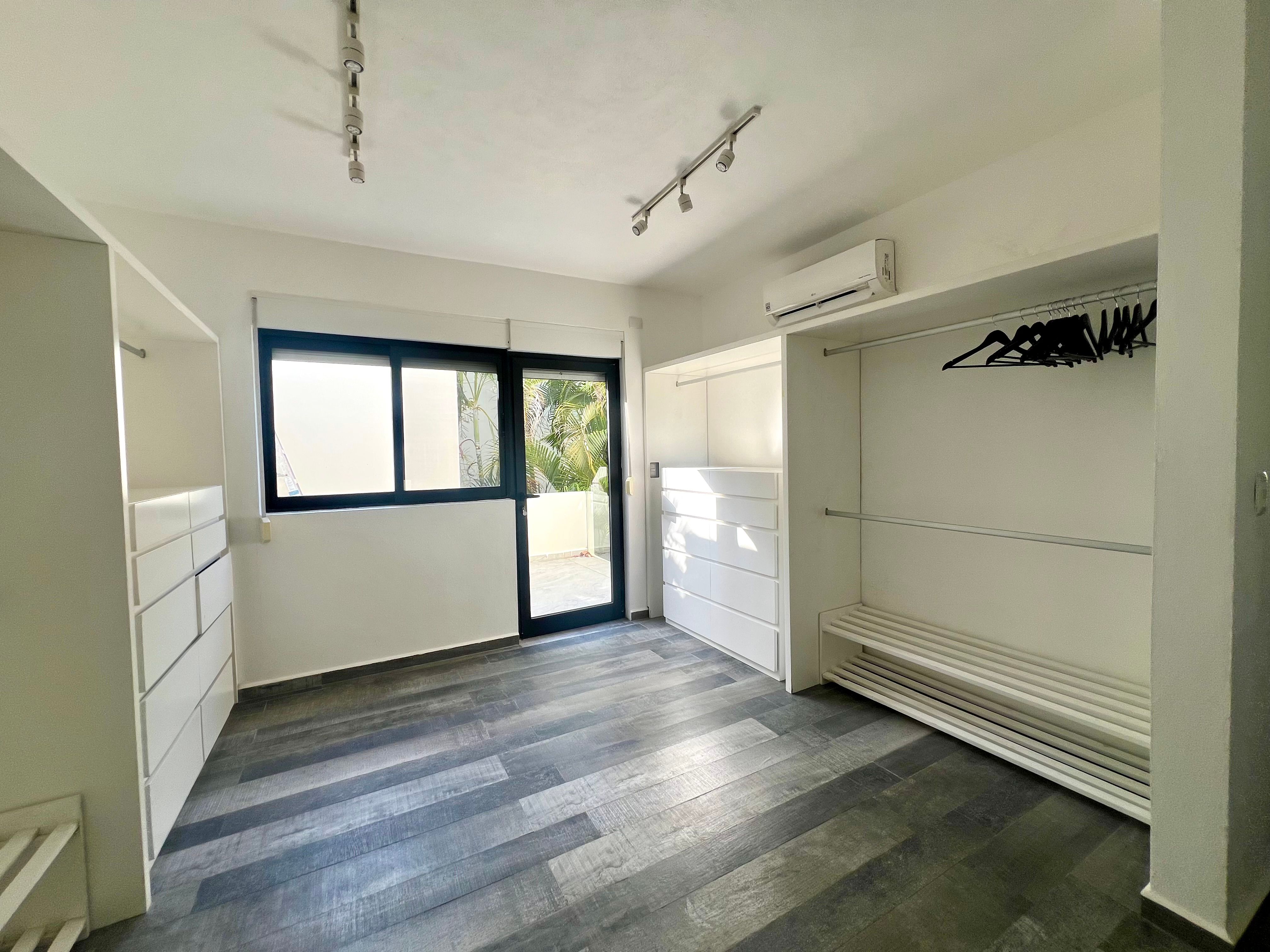 Club Real Modern Villa for rent image 13 of 22