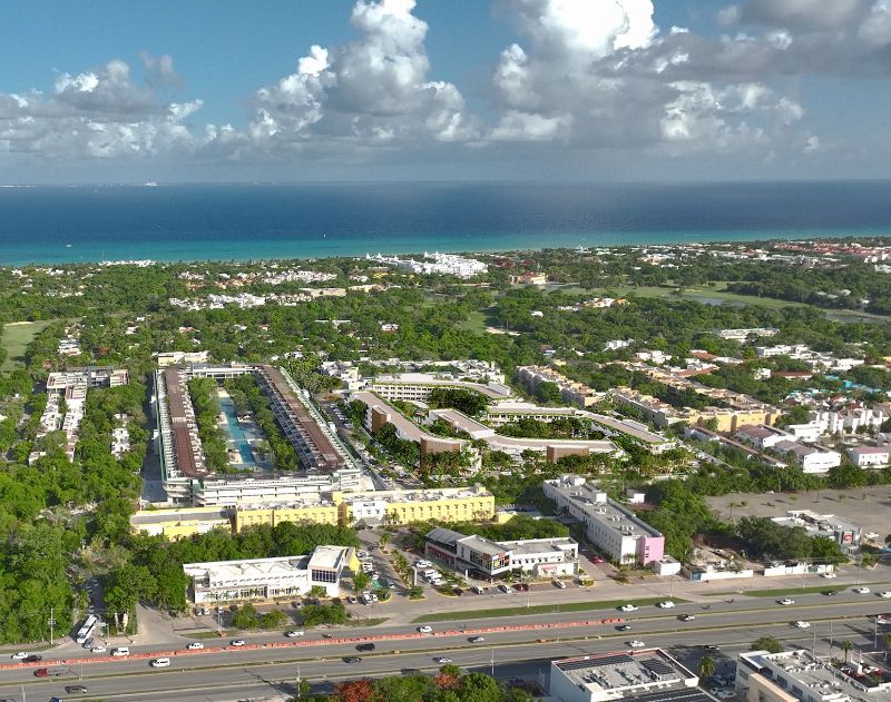 The Leaf Playacar image 4 of 33