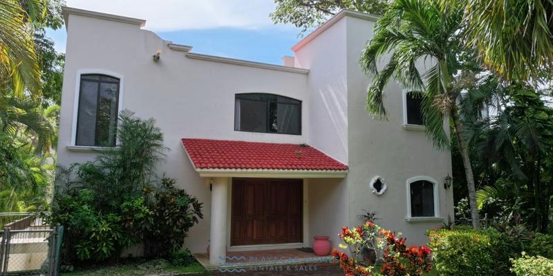 Playacar Twin house for sale image 3 of 21