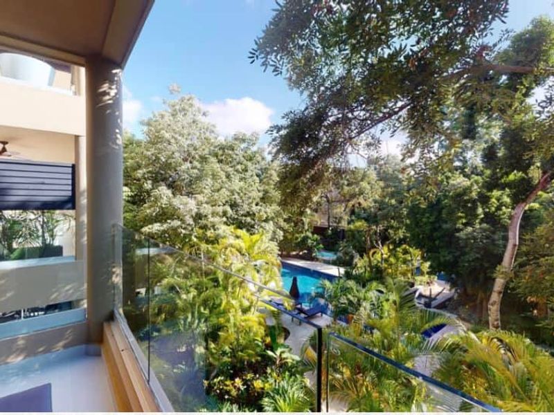 Vaiven Del Viento Luxury Condo image 2 of 17