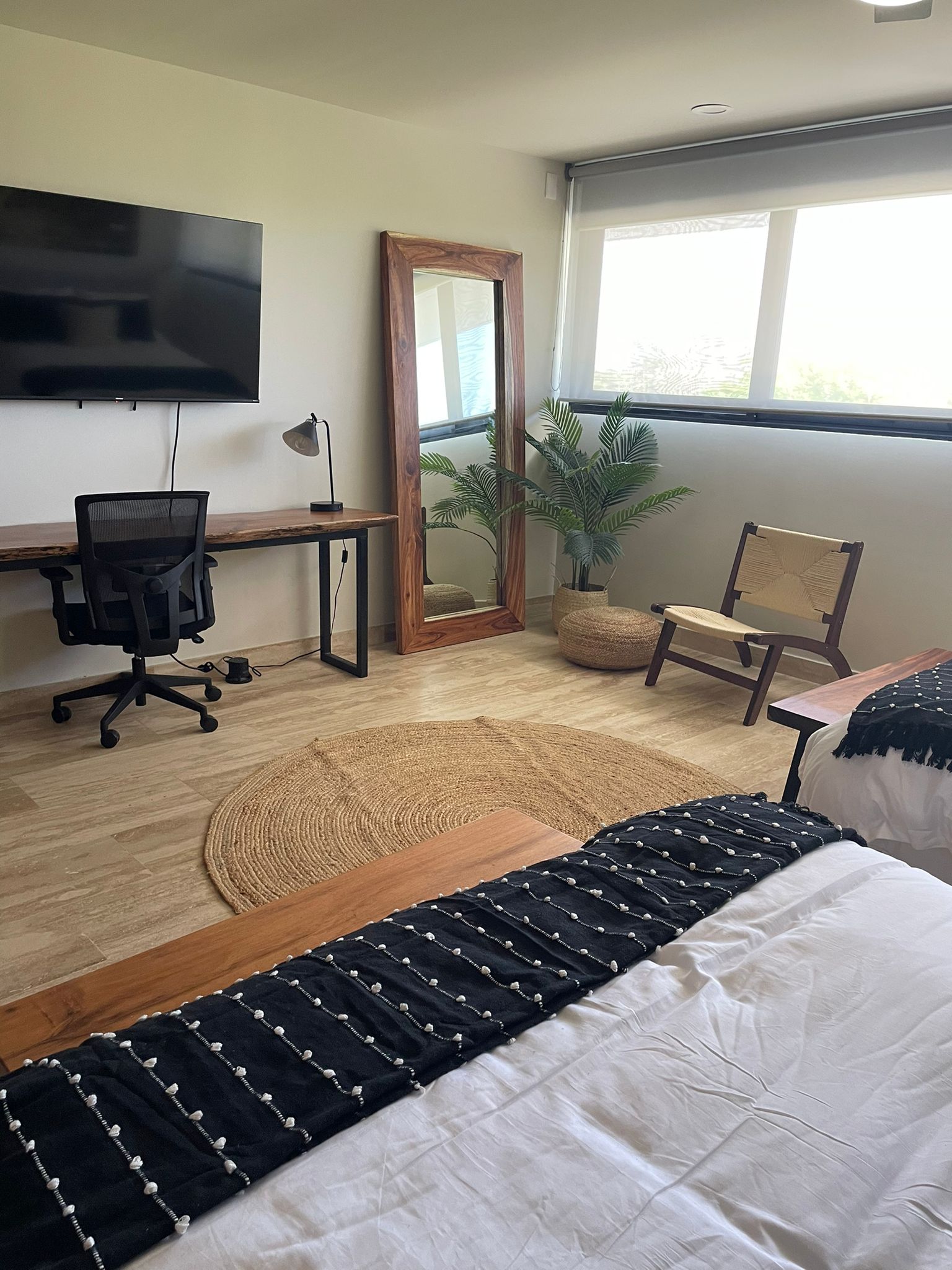 AWA Luxury Penthouse 3 Bdrm image 5 of 19