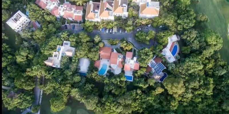 Arbolada Playacar Condo For Rent image 30 of 38