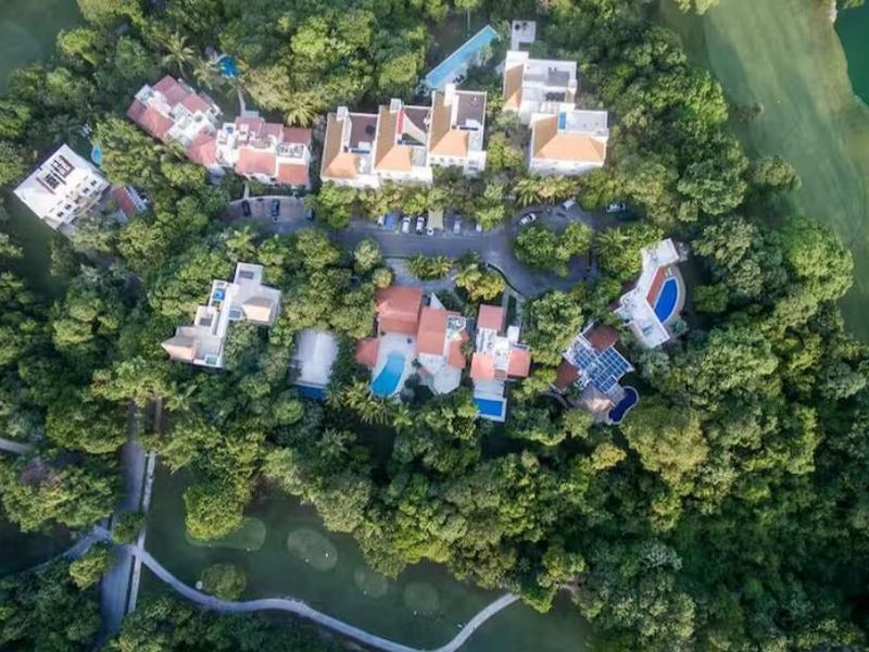 Arbolada Playacar Condo For Rent image 30 of 38