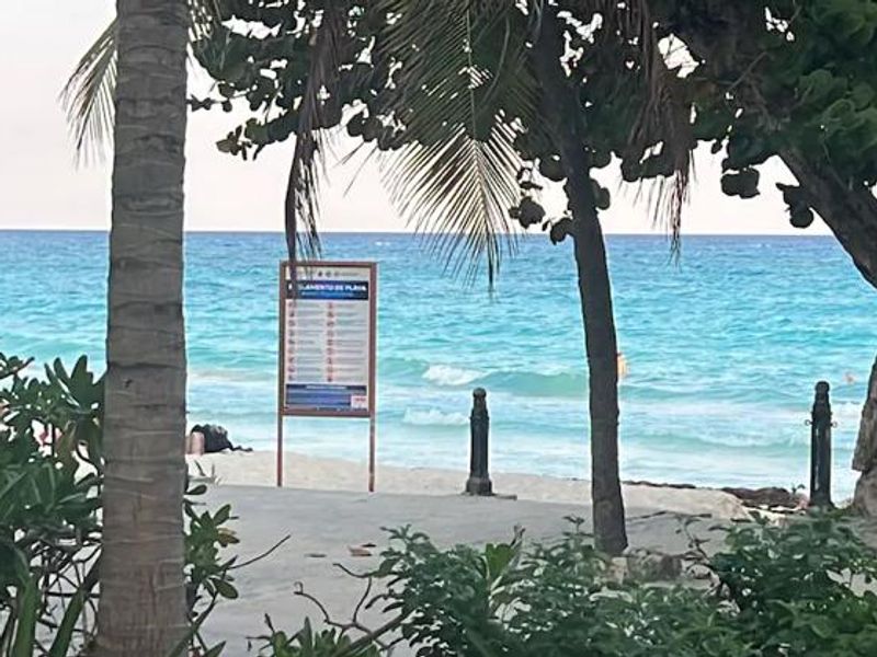 Playacar Fase 1 Beach Villa image 21 of 23