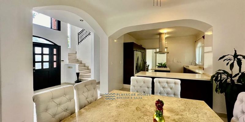 Spacious Villa Playacar image 19 of 43