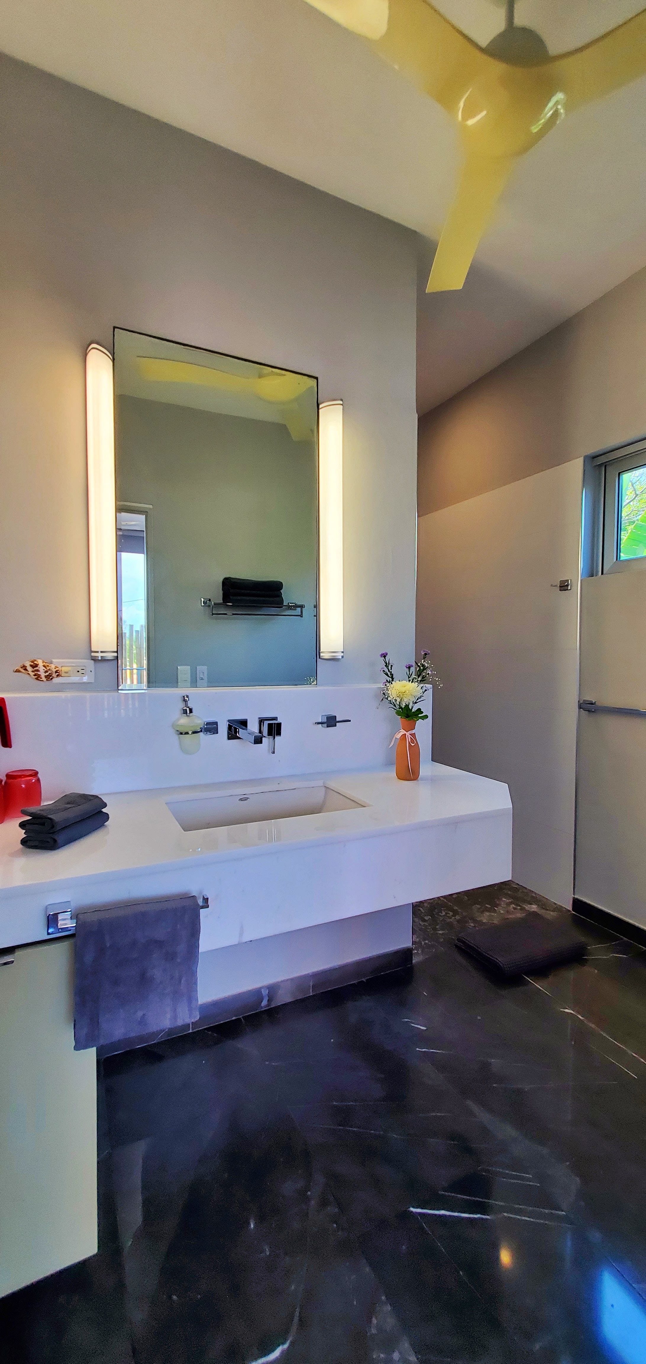 Villa Alma Steps to the Beach image 37 of 78