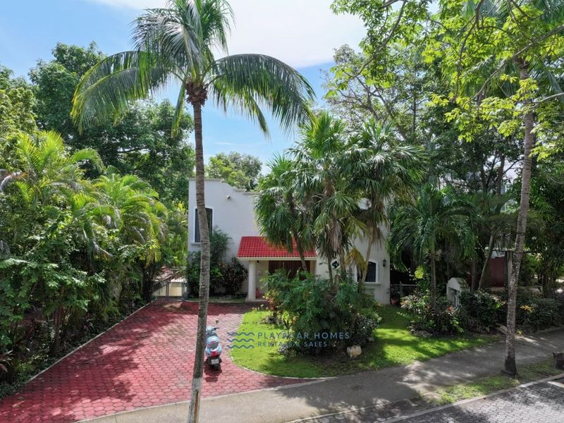 Playacar Twin house for sale image 1 of 21