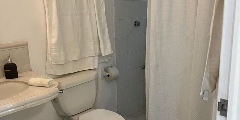 Charming 2-Bedroom Garden House image 13 of 13