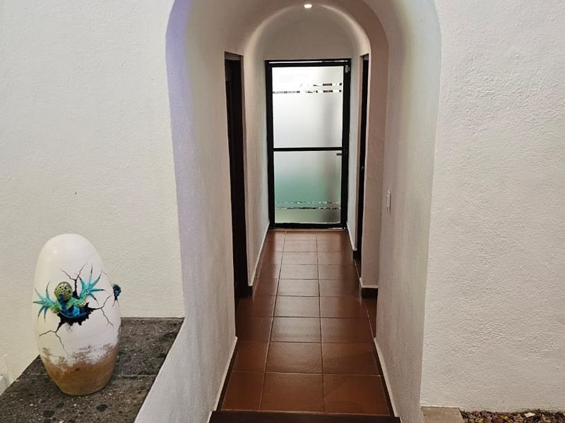 Charming Villa Rental Golf Course image 20 of 38