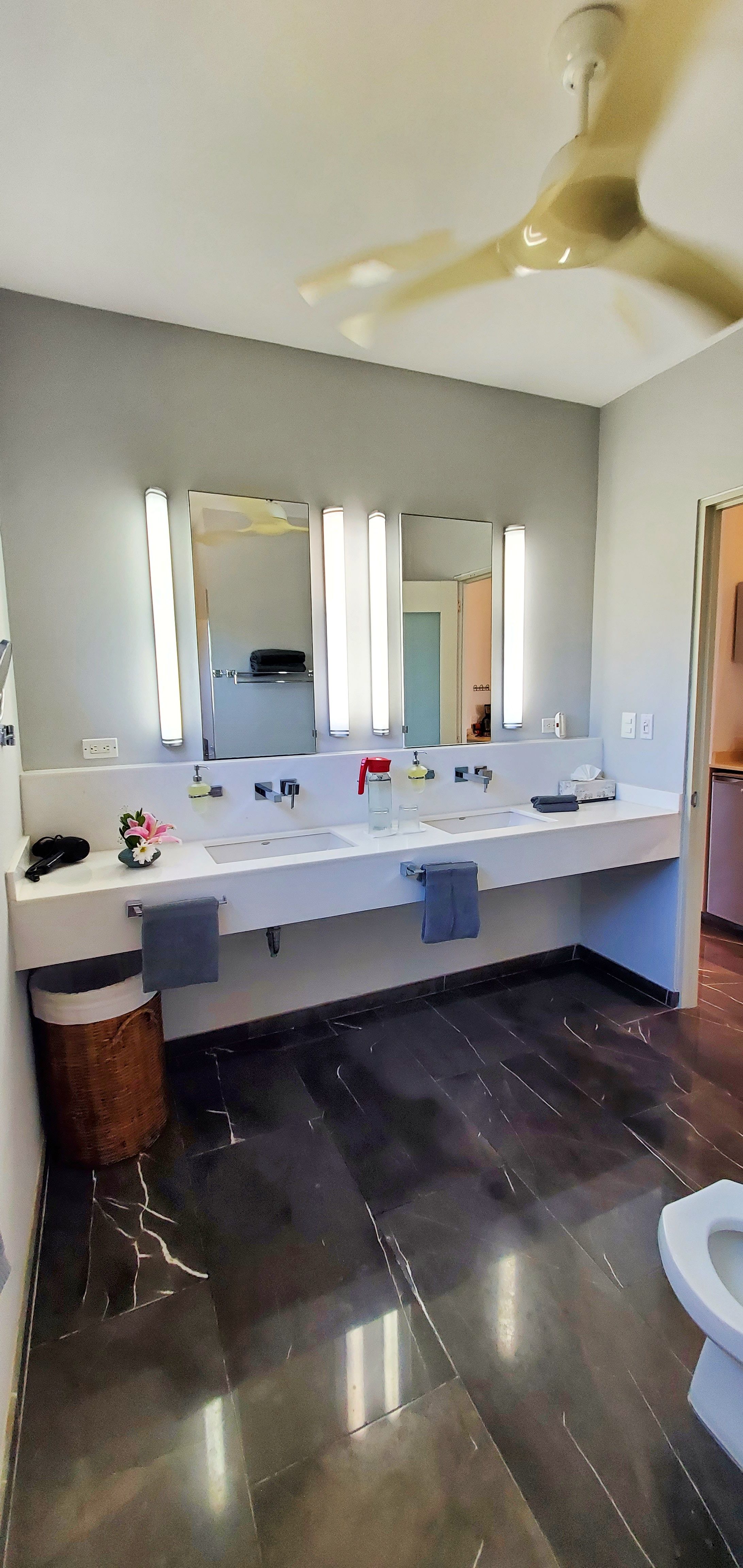 Villa Alma Steps to the Beach image 11 of 78