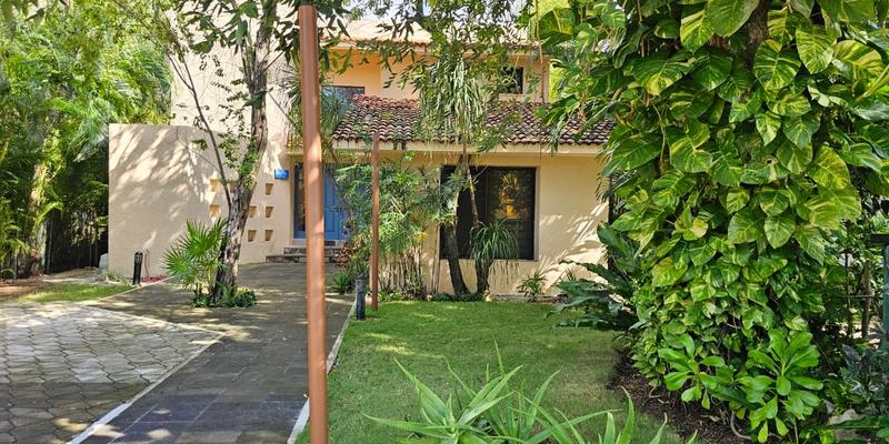 Charming Villa Rental Golf Course image 1 of 38