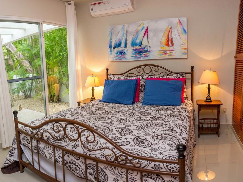 Villa Perla Elegant Single Story image 25 of 28