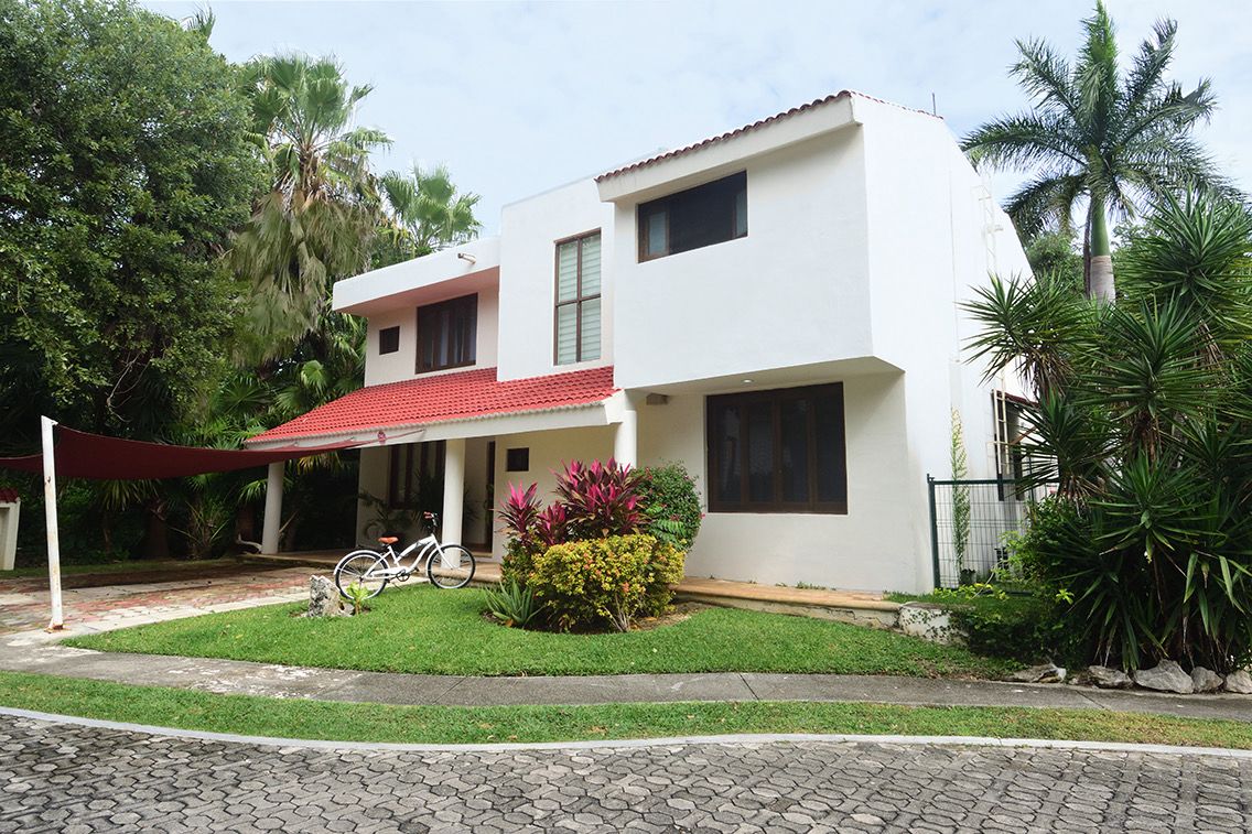 Villa with Pool for Sale  image 15 of 20