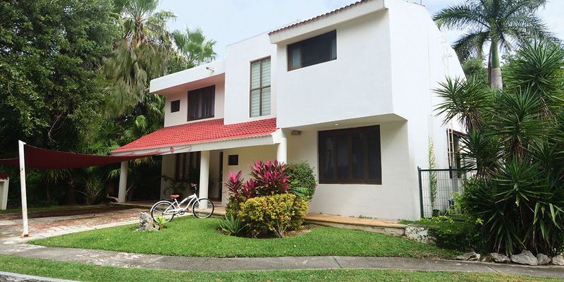 Villa with Pool for Sale  image 15 of 20