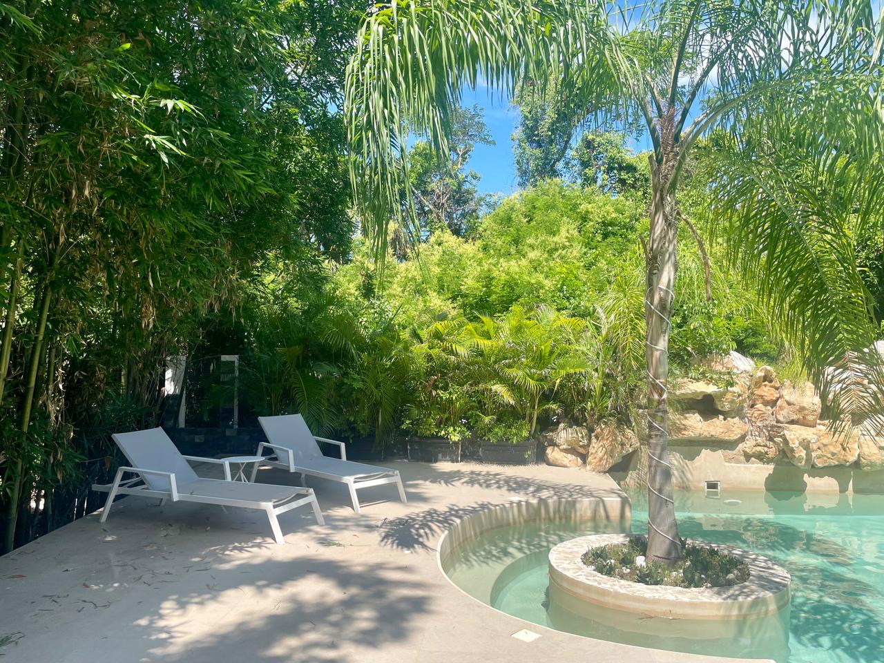 Modern Villa in Club Real image 2 of 20