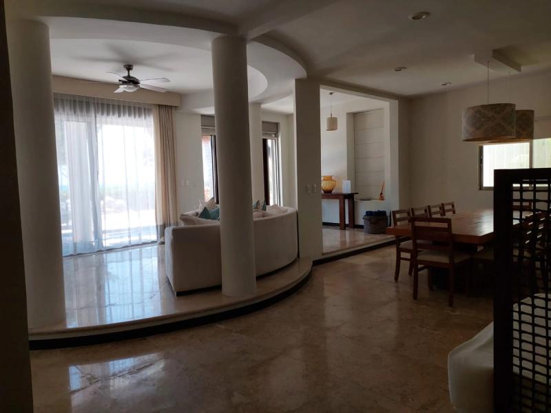 Villa Turquesa Beach Front  image 21 of 26