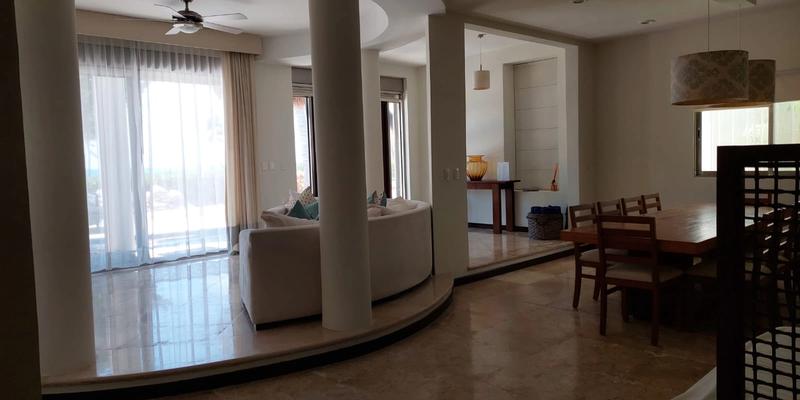 Villa Turquesa Beach Front  image 21 of 26