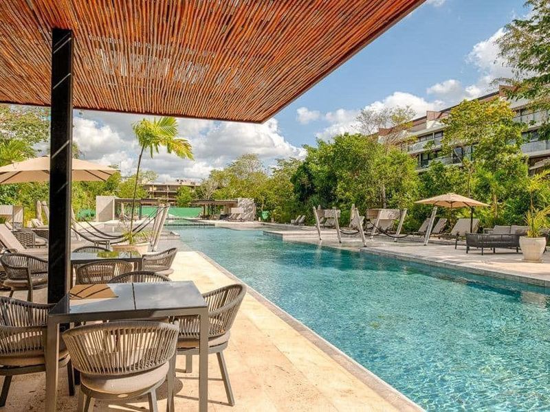 AWA Luxury 2 Bedroom image 3 of 19