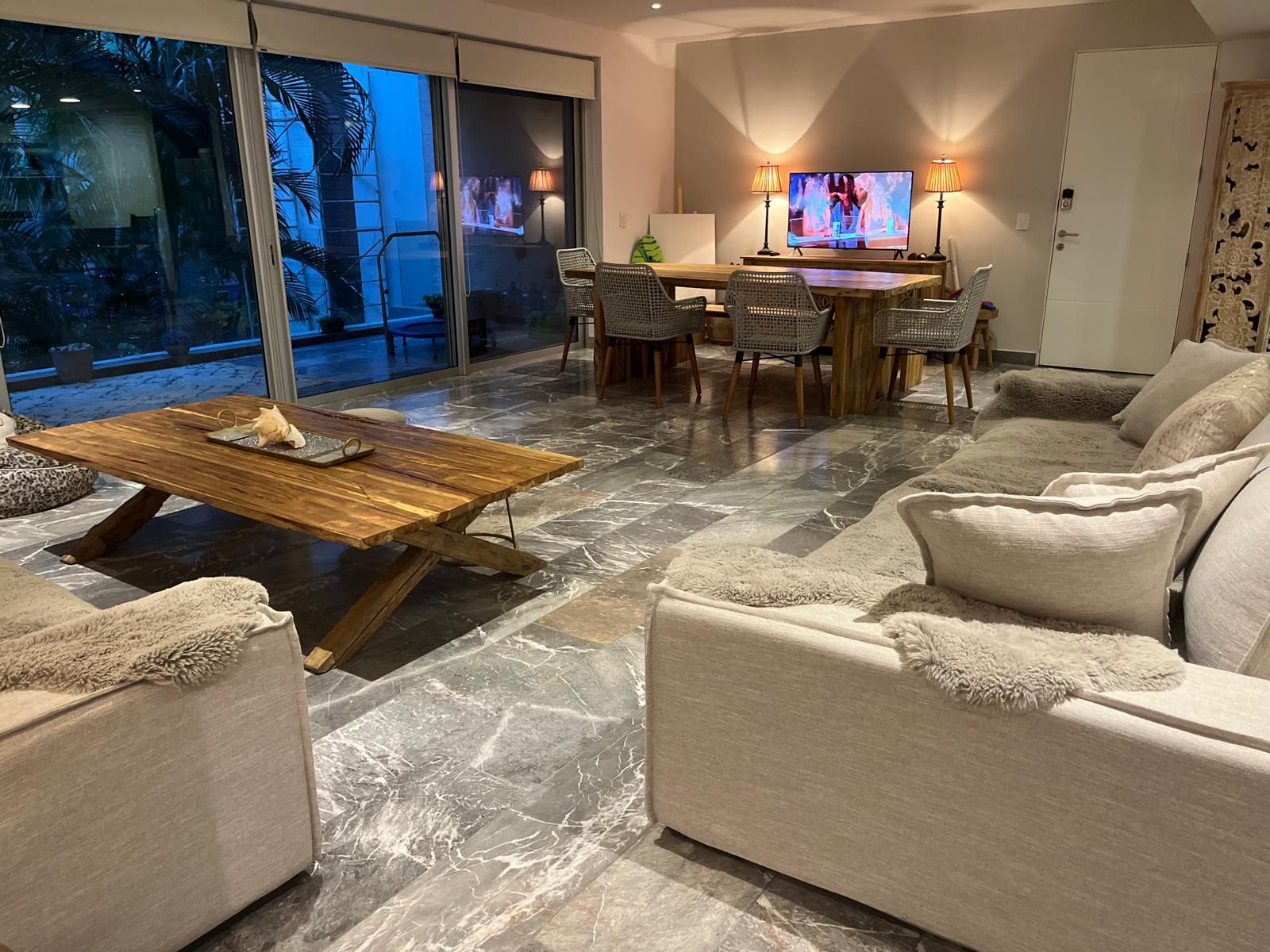 Vaiven Del Mar Condo image 2 of 12