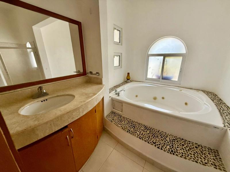 Mayamar 3 Beds House image 6 of 21