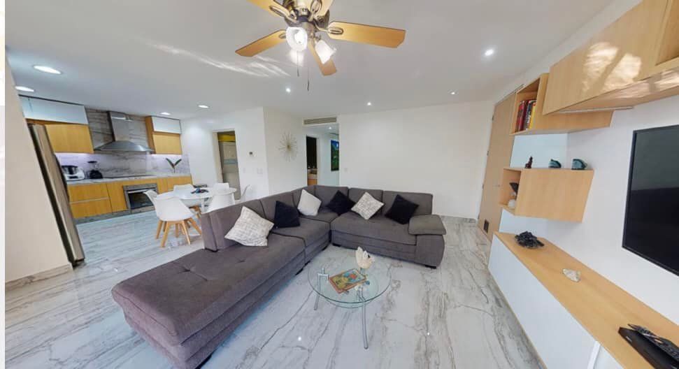 Vaiven Del Viento Luxury Condo image 1 of 17