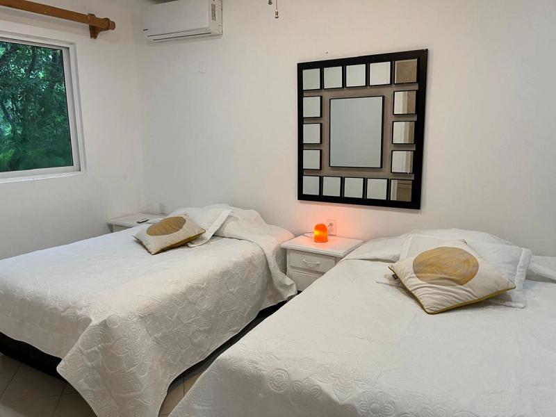 Charming 2-Bedroom Garden House image 7 of 13