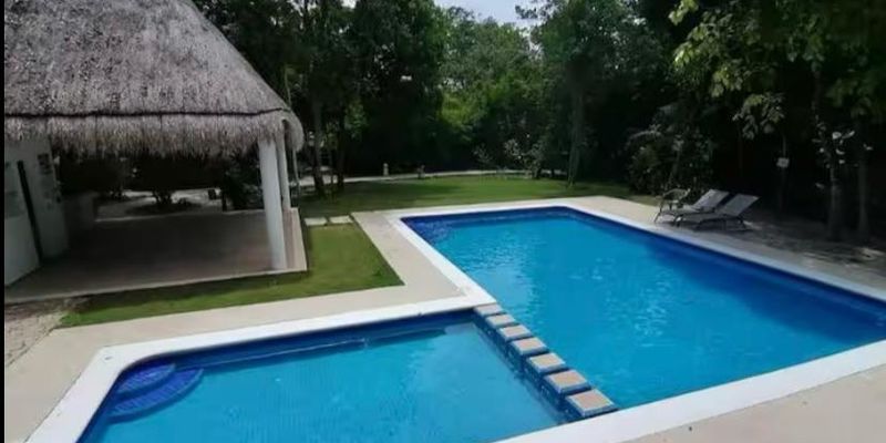 Gorgeous Club Real House  image 2 of 60