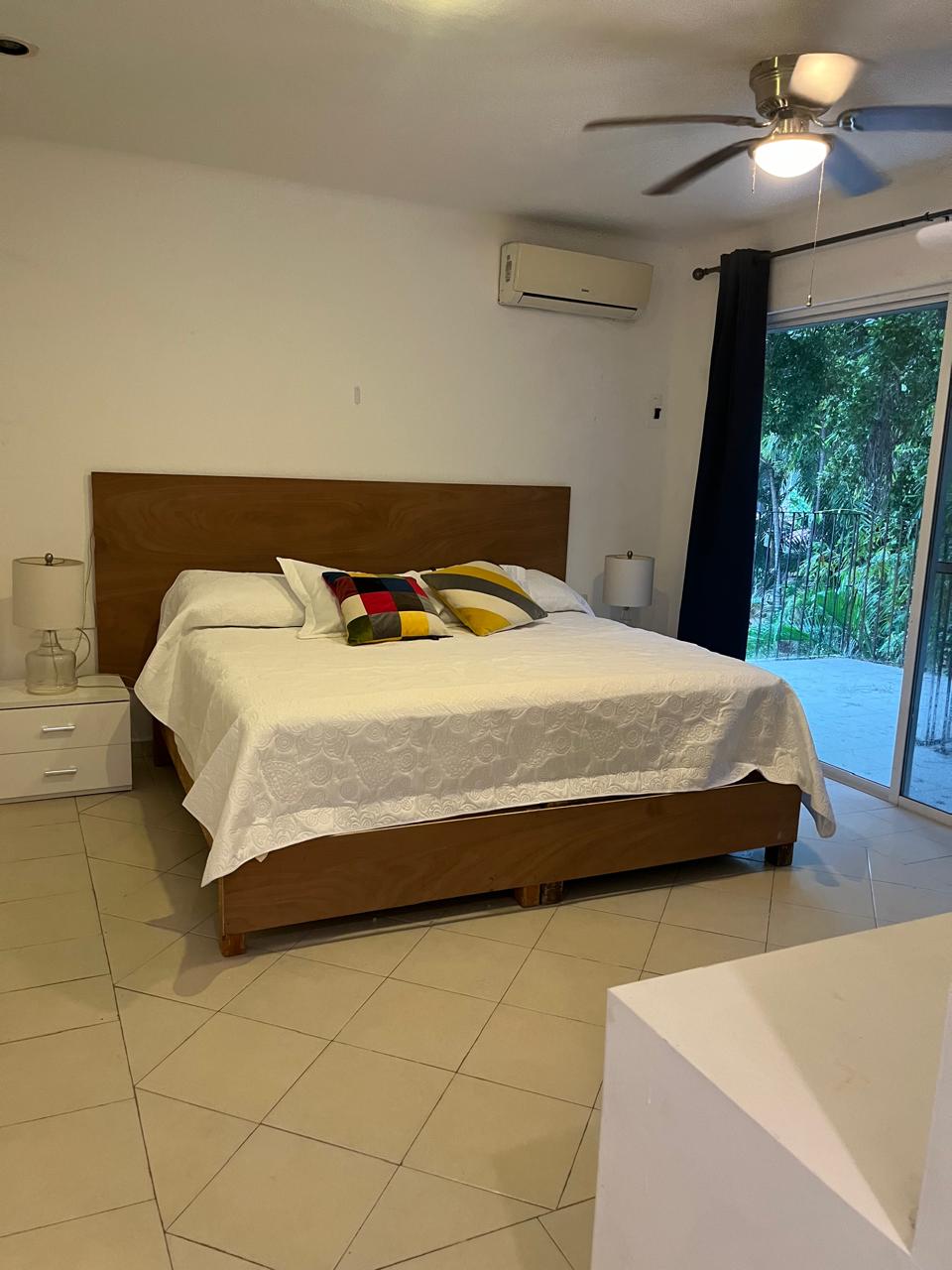 Charming 2-Bedroom Garden House image 10 of 13