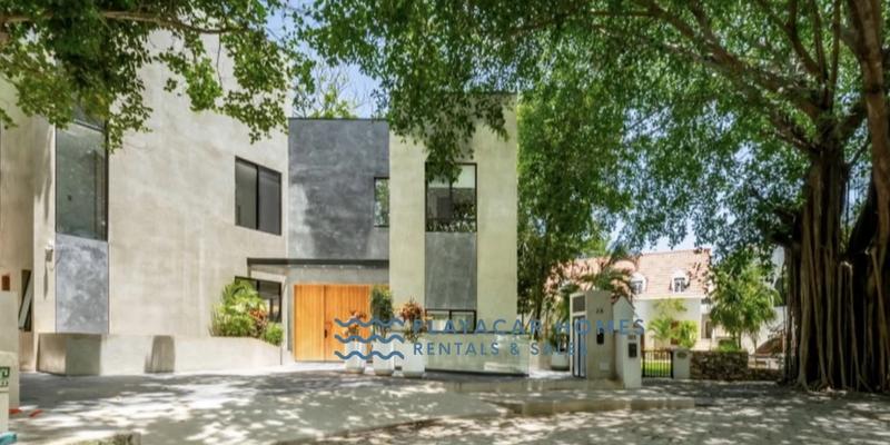 Playacar Modern Villa image 3 of 57