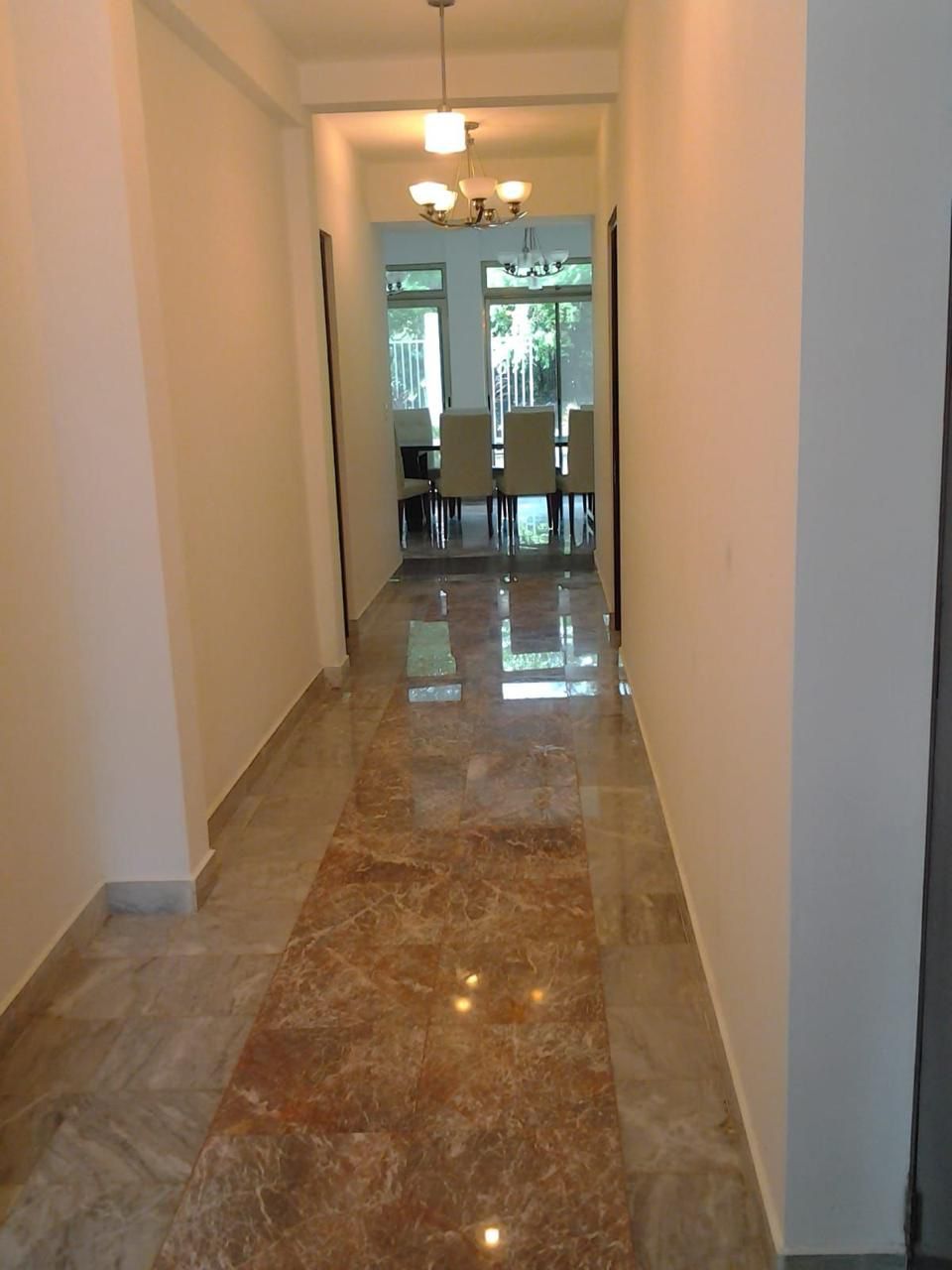 6 Bedroom Villa in Playacar  image 6 of 10