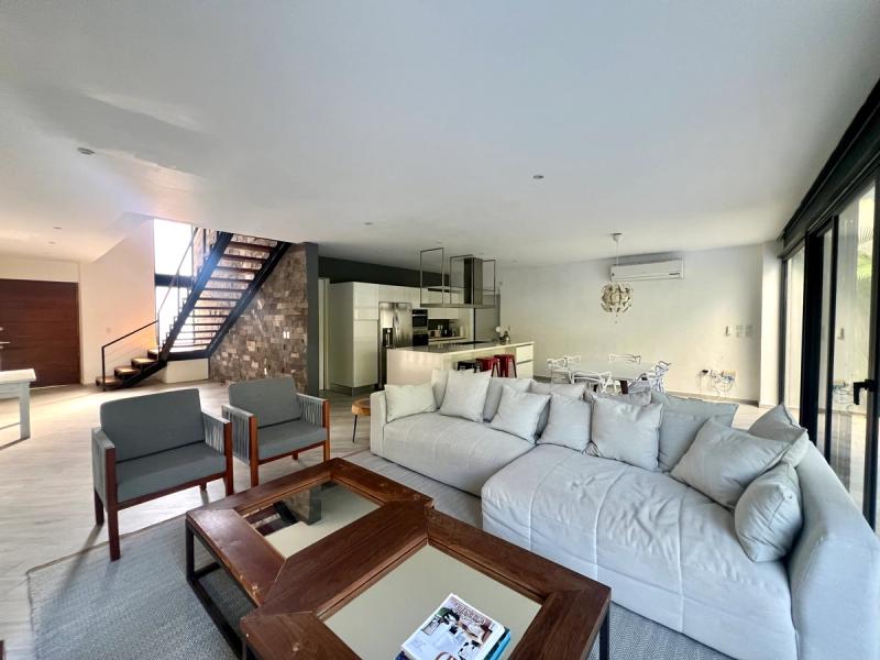 Club Real Modern Villa for rent image 17 of 22