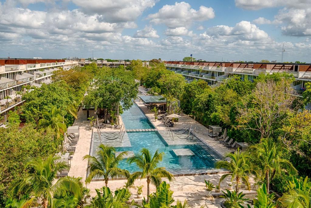 AWA 3 Bedroom loft image 3 of 29