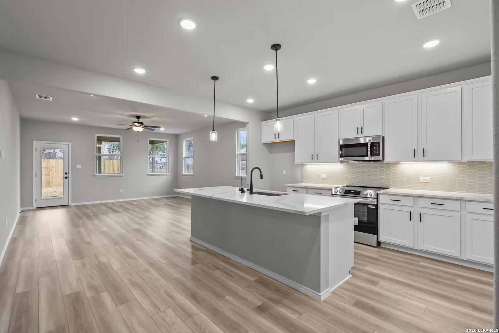 Image 10 of Davidson Homes' New Home at 421 Tims Way