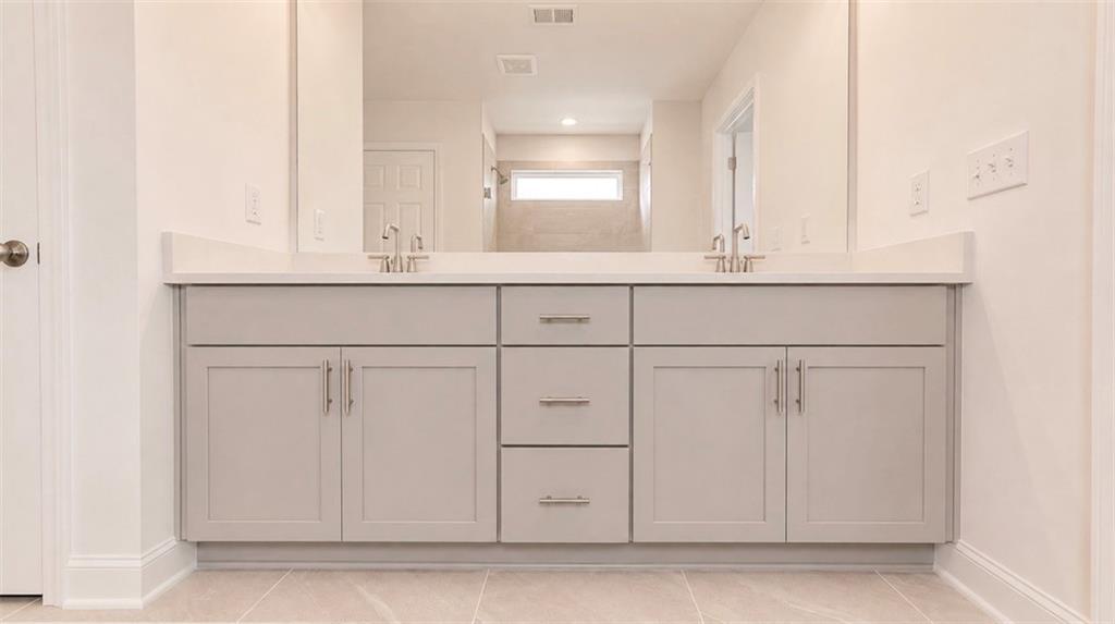 Image 21 of Davidson Homes' New Home at 418 Grand Wehunt Drive