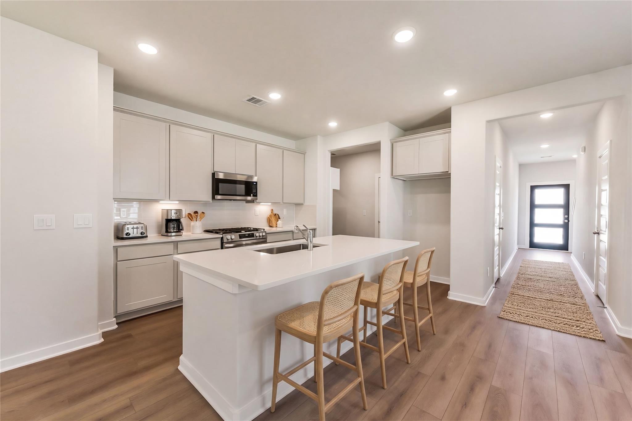 Image 2 of Davidson Homes' New Home at 236 Harlingen Drive