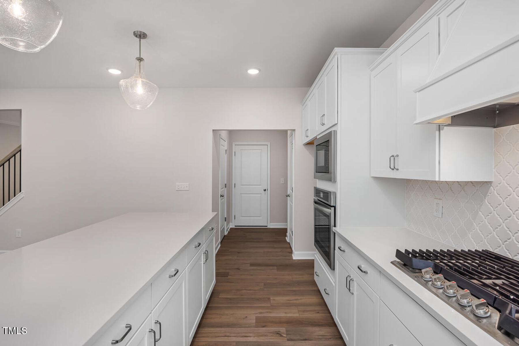 Image 5 of Davidson Homes' New Home at 456 Golden Dragonfly Street