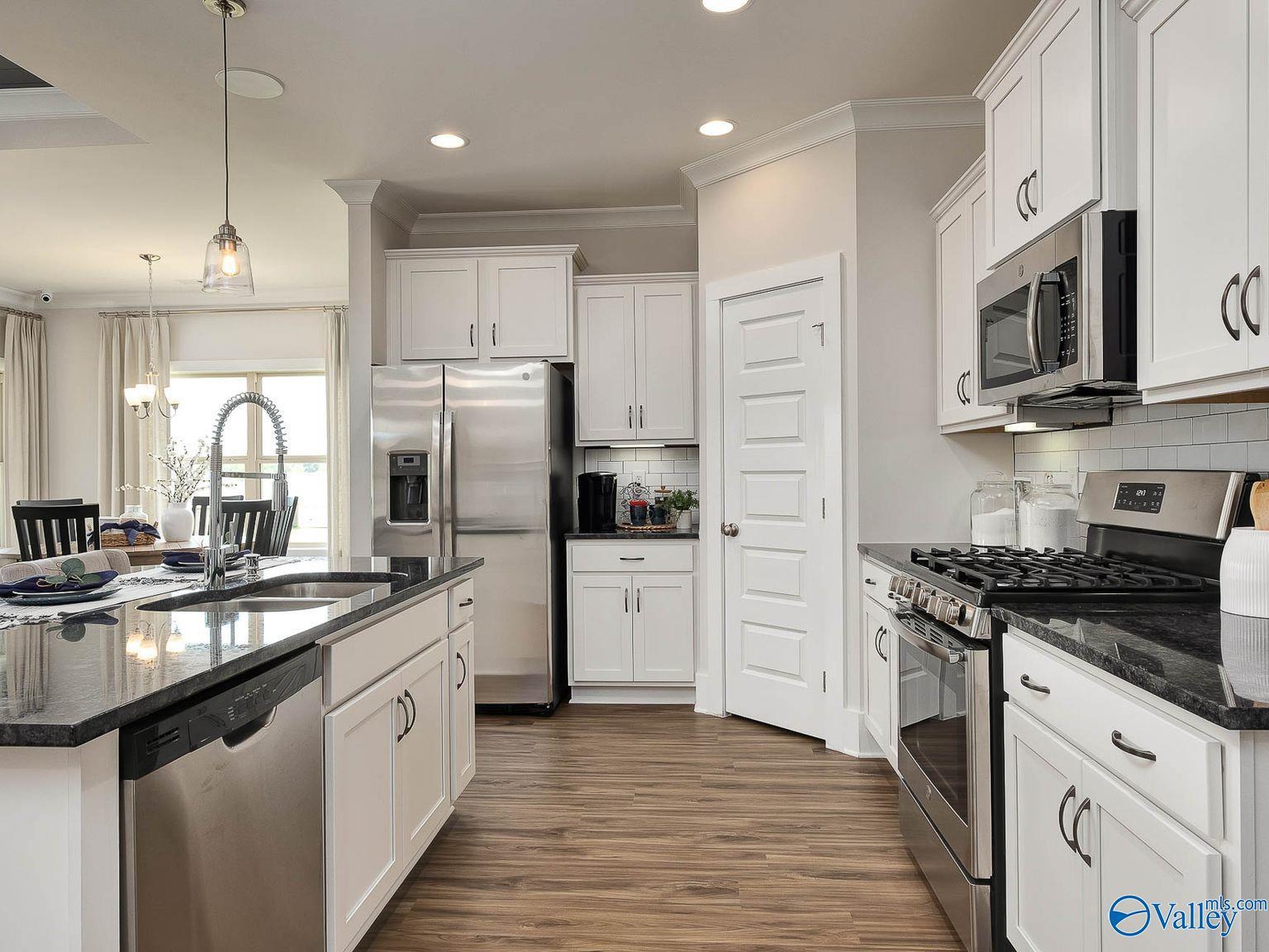 Image 6 of Davidson Homes' New Home at 122 Cotita Drive