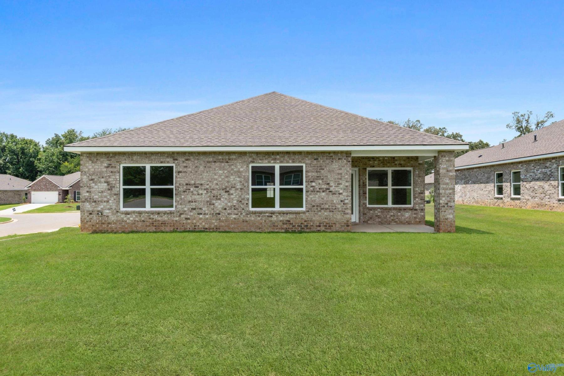 Image 24 of Davidson Homes' New Home at 167 River Pointe Drive