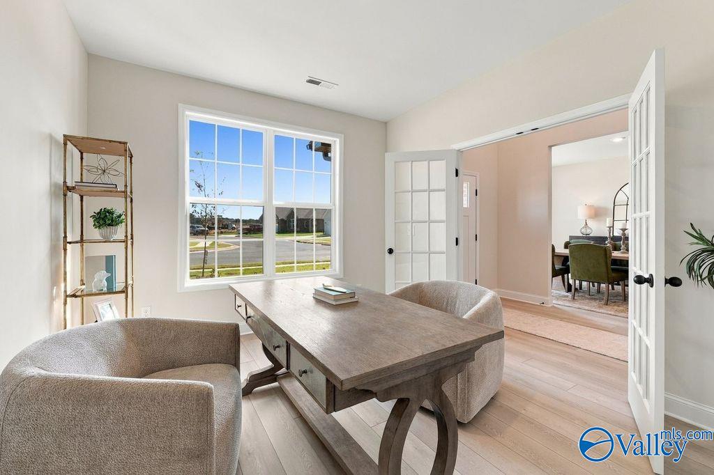 Image 5 of Davidson Homes' New Home at 817 Ronnie Drive SE