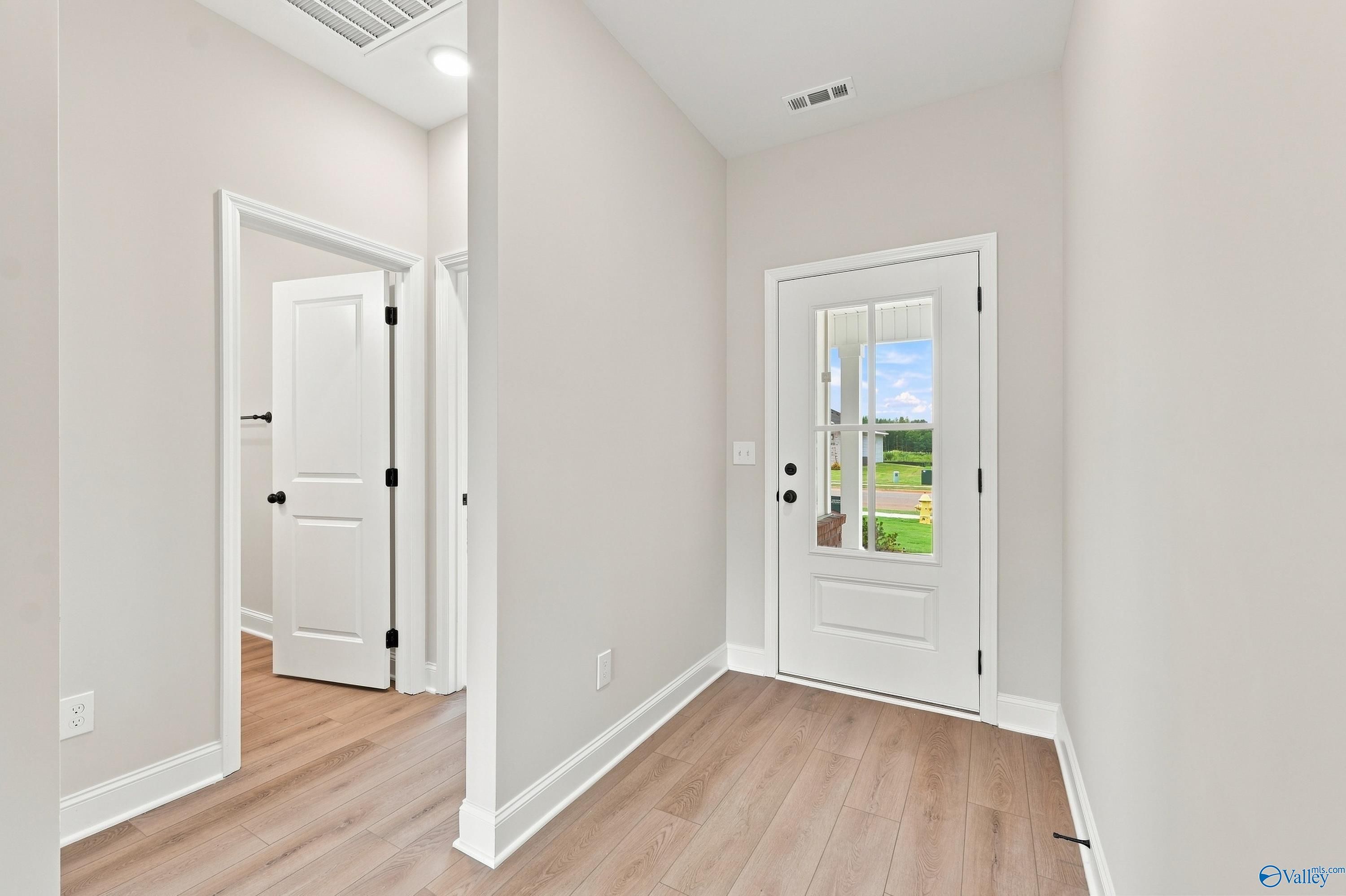 Image 7 of Davidson Homes' New Home at 138 Plum Tree Lane