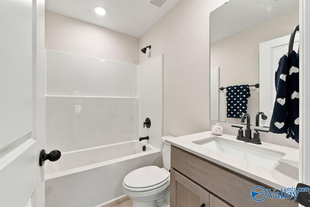 Image 37 of Davidson Homes' New Home at 817 Ronnie Drive SE