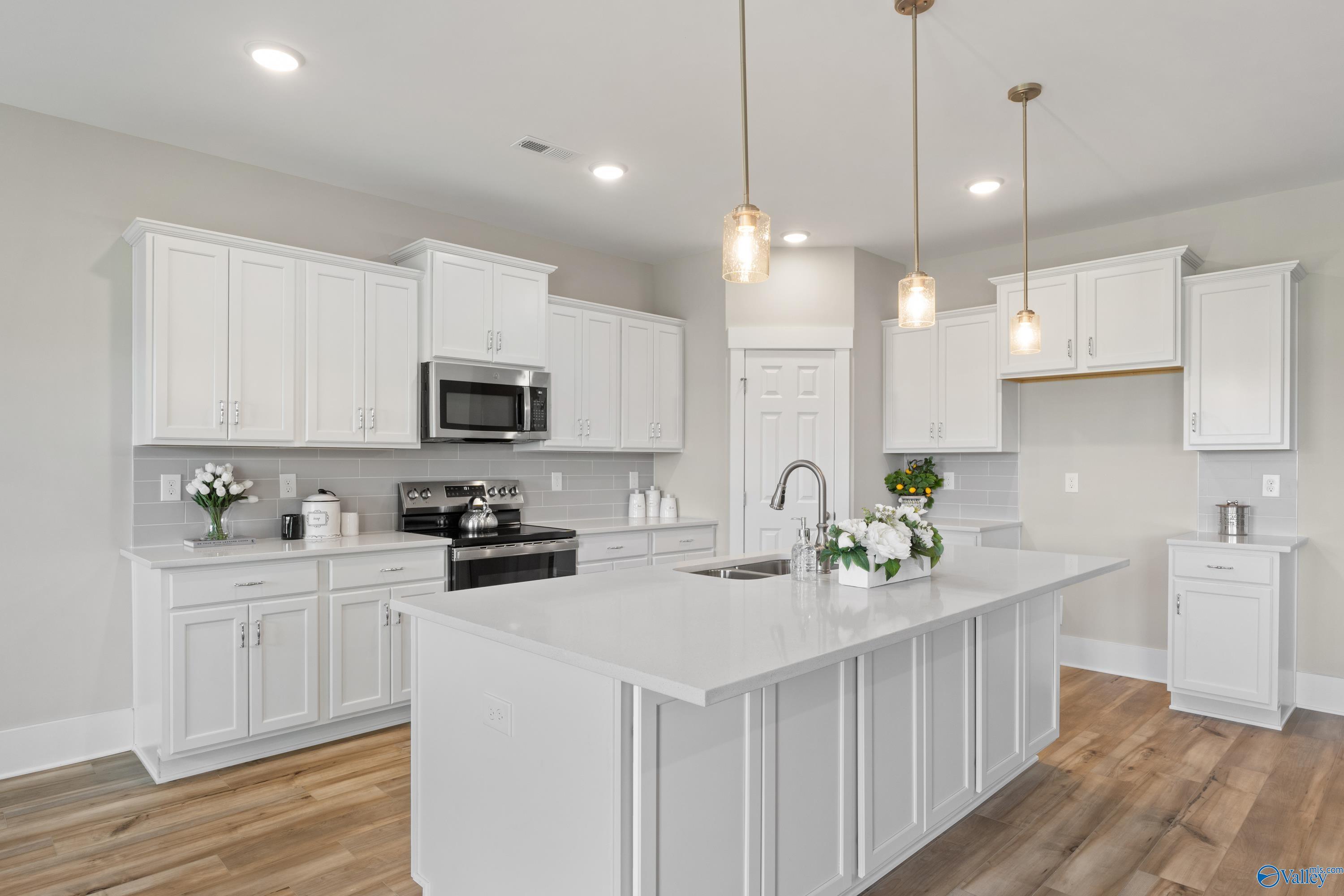 Image 6 of Davidson Homes' New Home at 29636 Limestone Creek Way