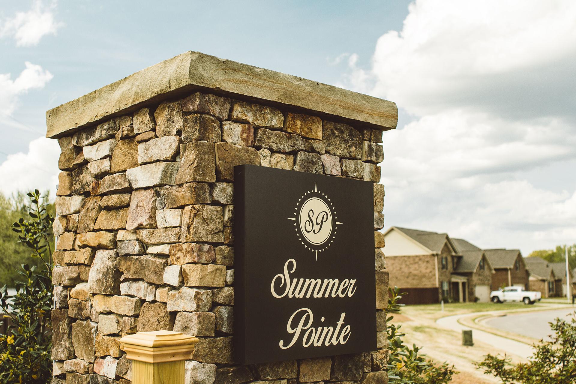 Davidson Homes' Summer Pointe Community Entrance Signage