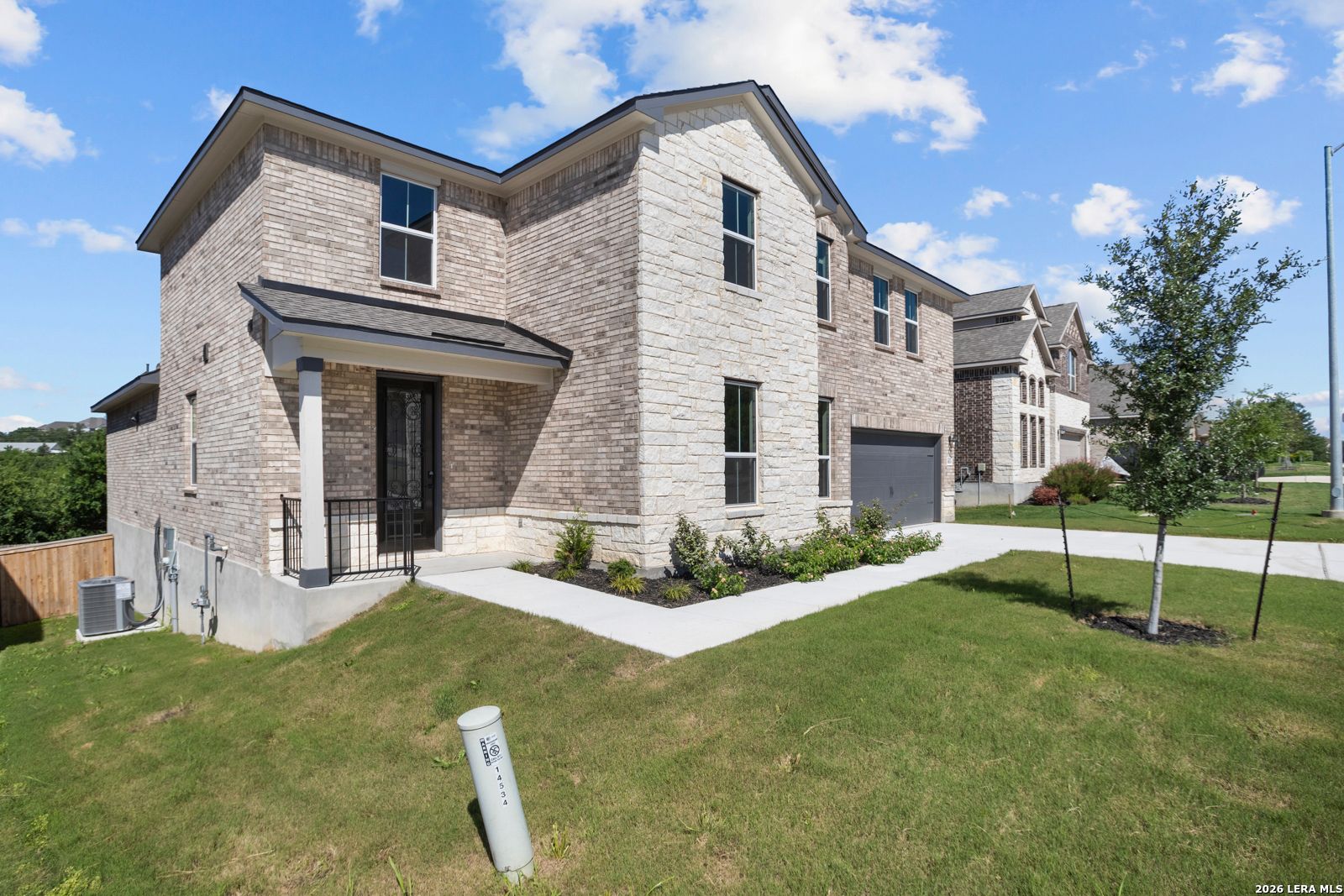 Image 2 of Davidson Homes' New Home at 14534 Costa Leon