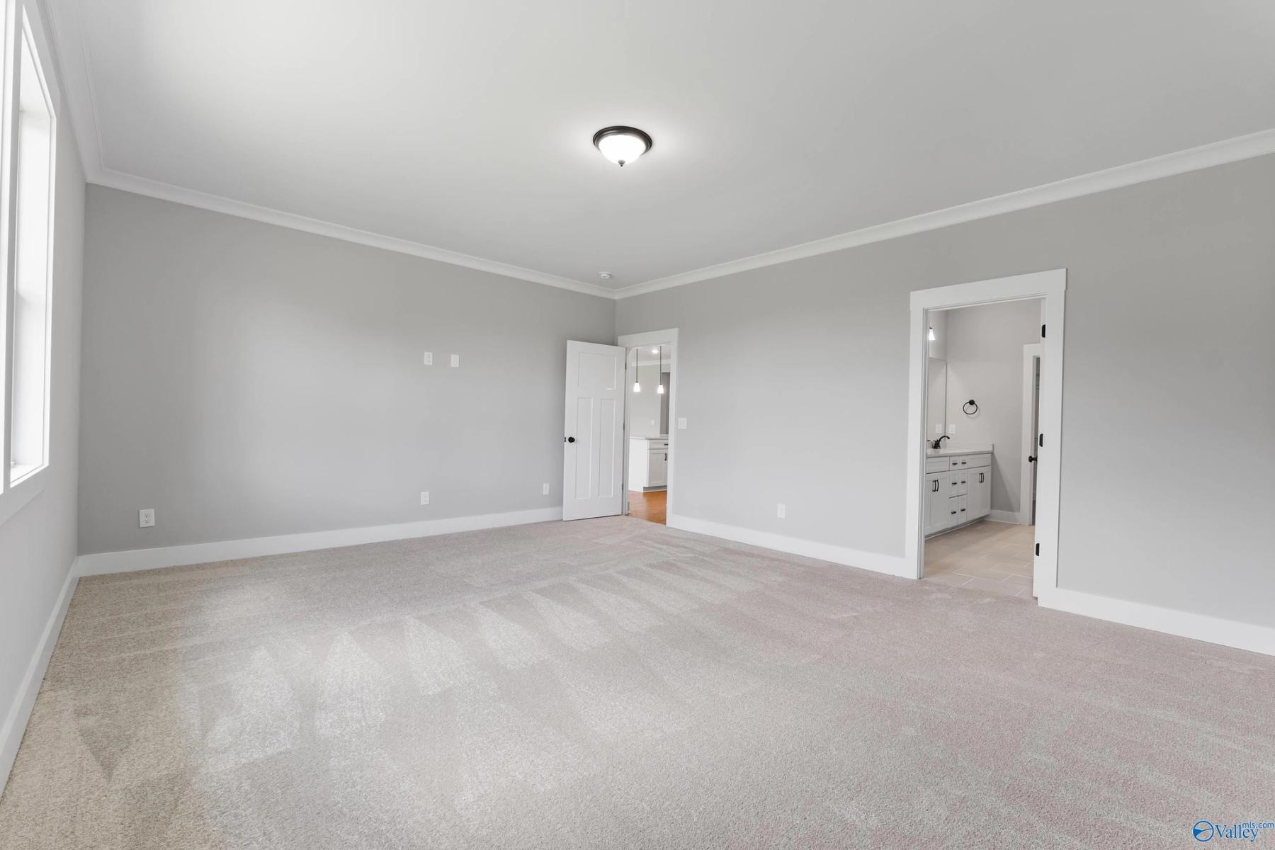 Image 18 of Davidson Homes' New Home at 215 Applewood Court